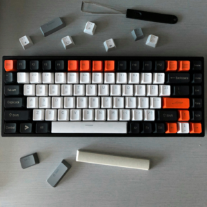 PRE-ORDER CUSTOM KEYBOARD 75%